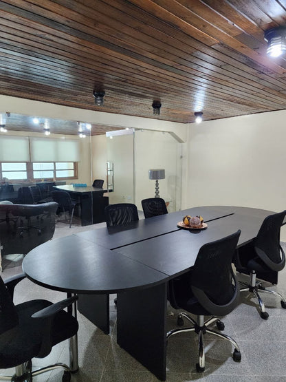 Oficinas Administrativas Disponibles para Alquiler, Ubicadas en el Centro Comercial Atlantis Center, Lechería
