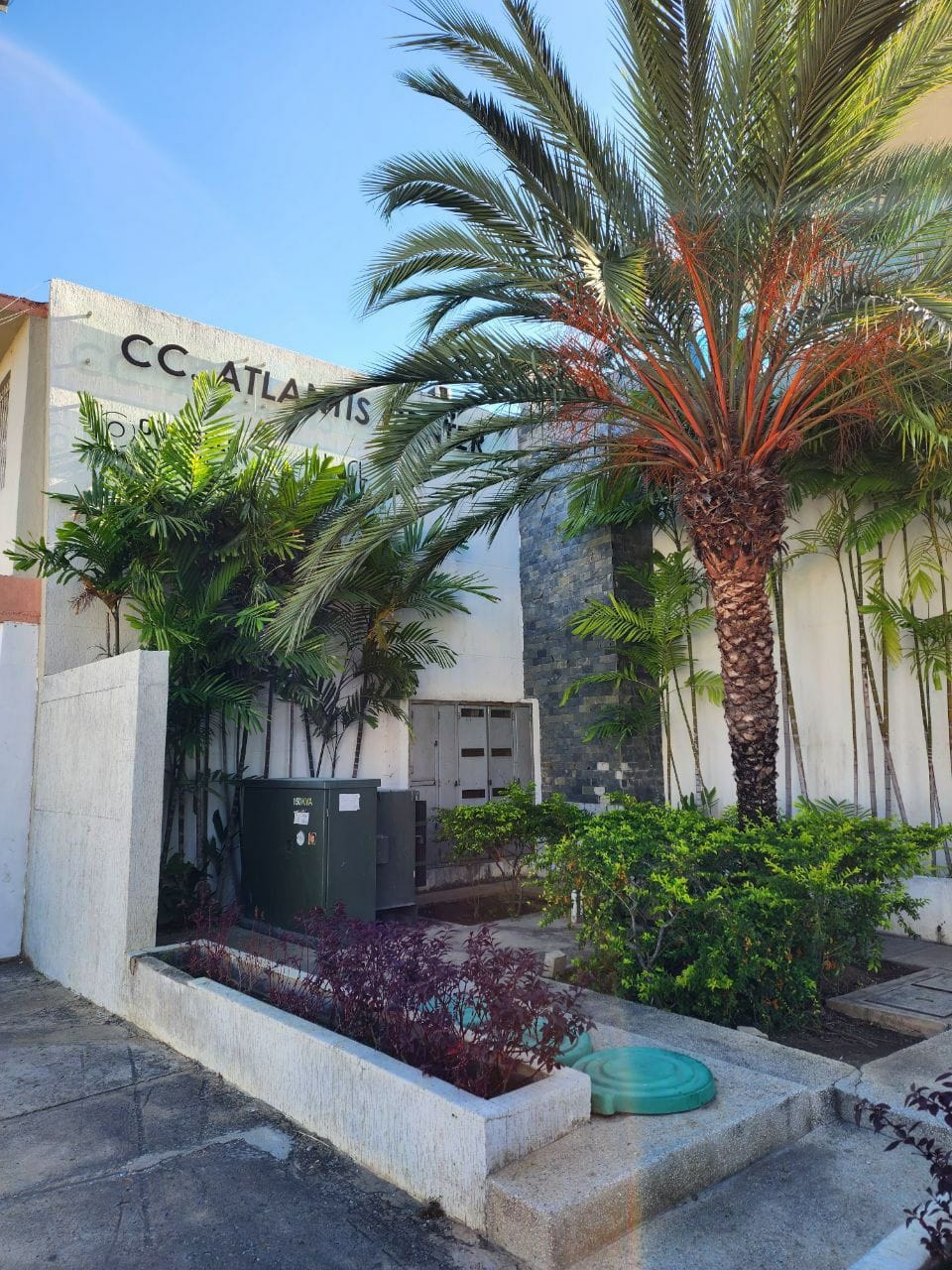 Oficinas Administrativas Disponibles para Alquiler, Ubicadas en el Centro Comercial Atlantis Center, Lechería