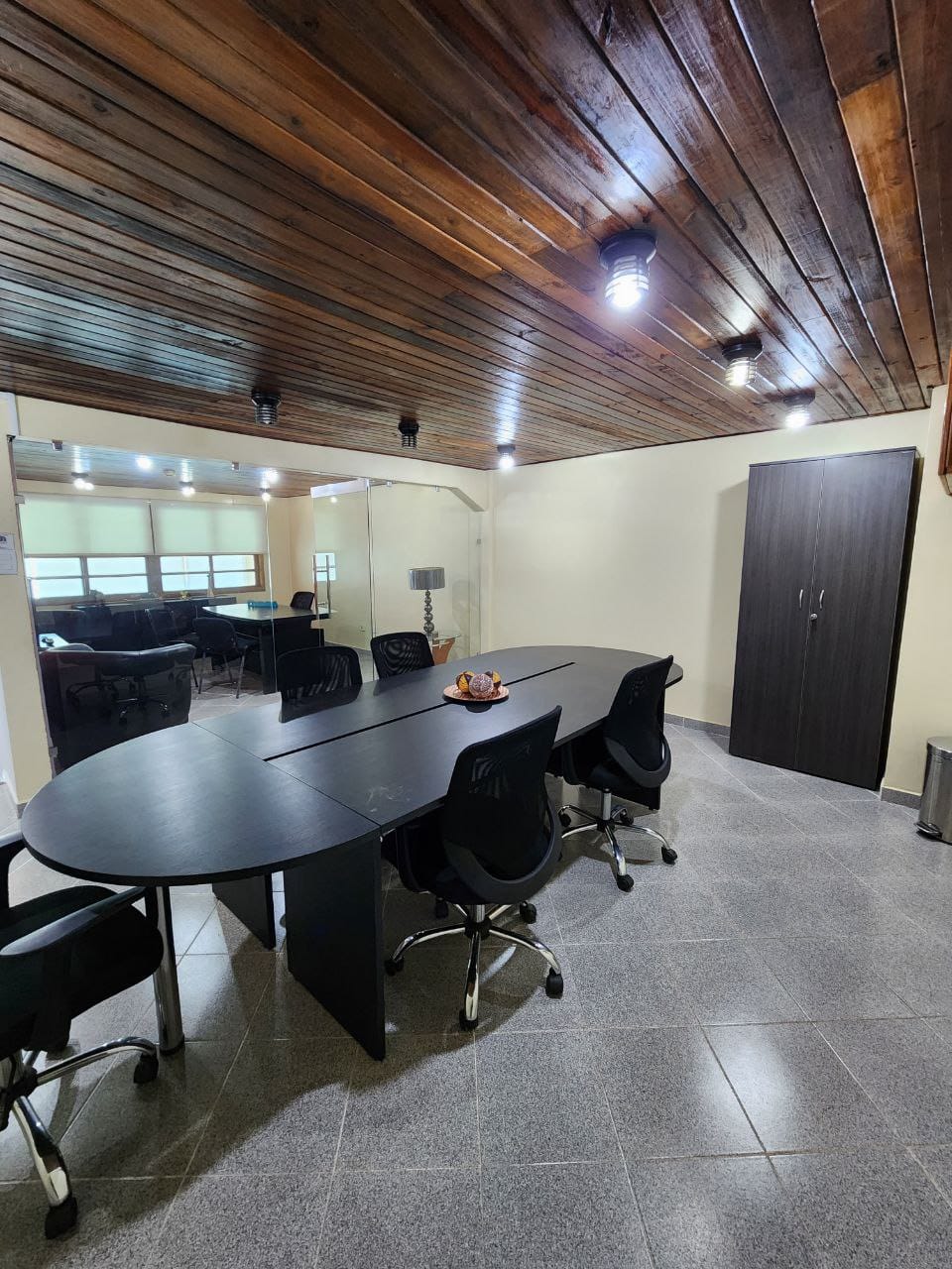 Oficinas Administrativas Disponibles para Alquiler, Ubicadas en el Centro Comercial Atlantis Center, Lechería