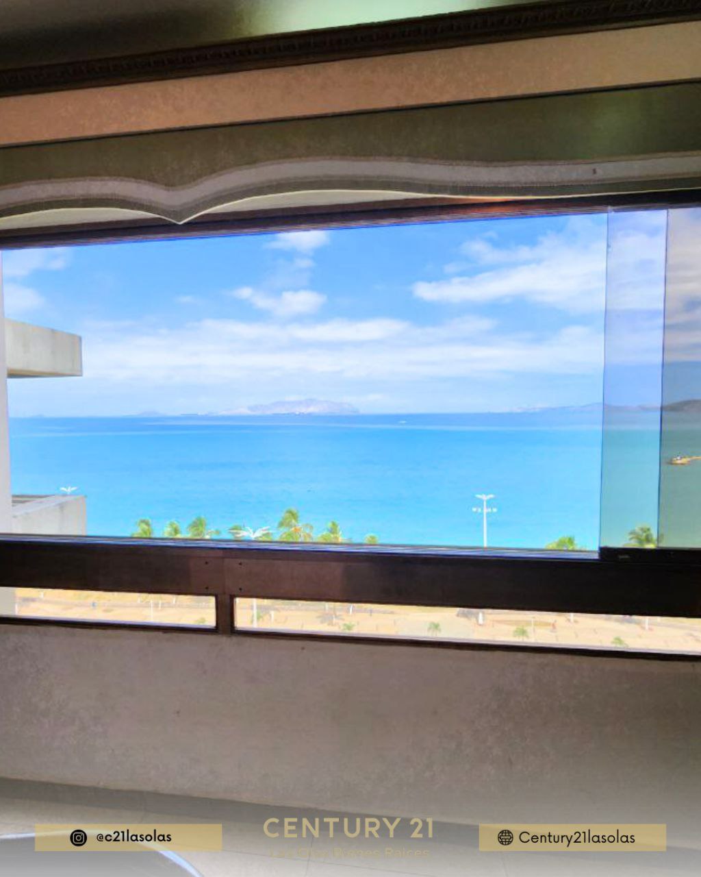 Apartamento con vista al mar en el paseo Colon en Puerto la Cruz, Conjunto Residencial El Paseo.
