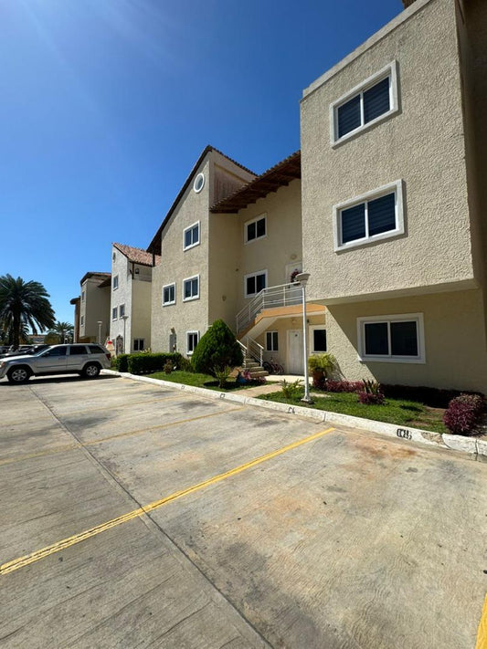 Bello Apartamento Duplex ubicado en el Conjunto Residencial Costa Azul, Lechería