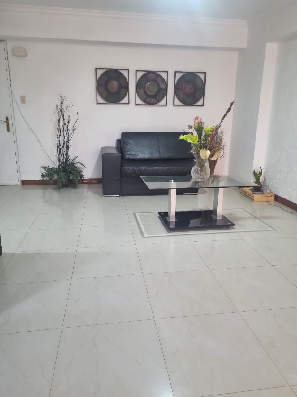 Amplio Apartamento Disponible para Alquiler Mensual, Ubicado en el Conjunto Residencial La Ensenada, Lechería