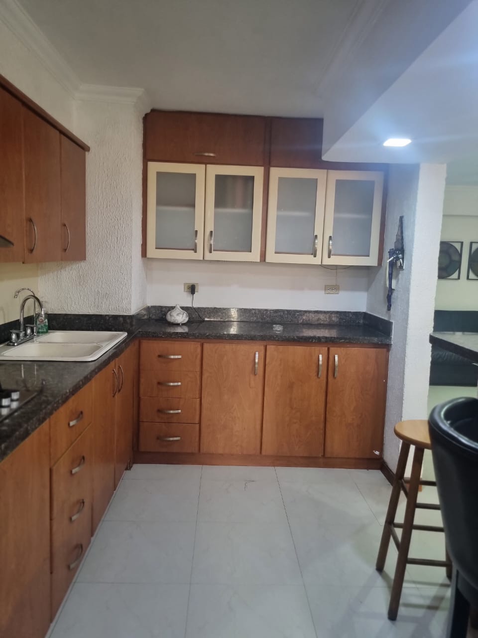 Amplio Apartamento Disponible para Alquiler Mensual, Ubicado en el Conjunto Residencial La Ensenada, Lechería